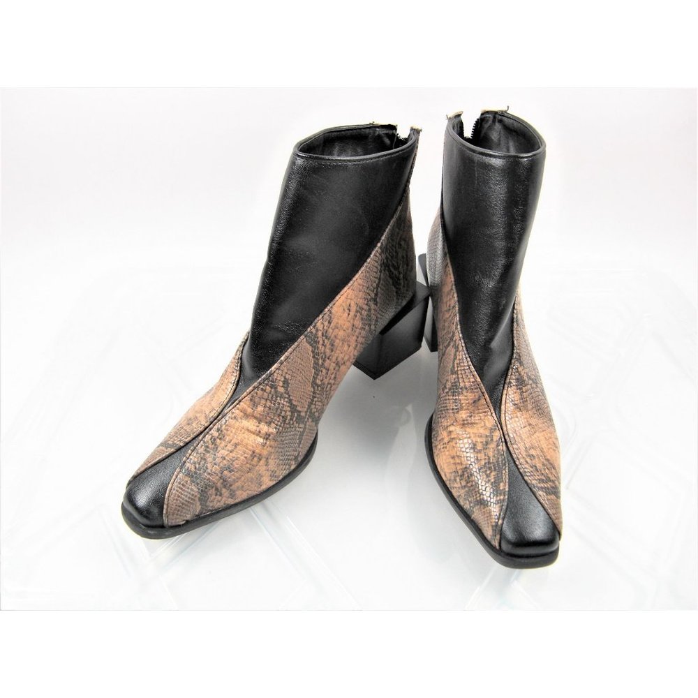 Faux Leather Women's Snake Print Zip Block Heel Ankle Bootie Boots Size 6.5